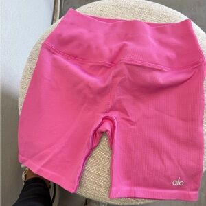 ALO Yoga Women's Pink Shorts spandex legging WORN 1x ribbed